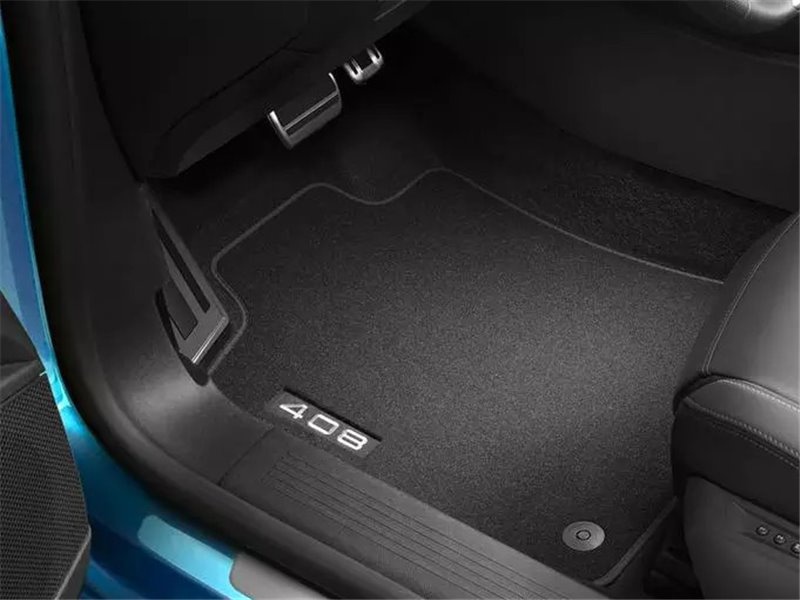 Takmer nove velurove rohoze pre Peugeot 408 (2022+)