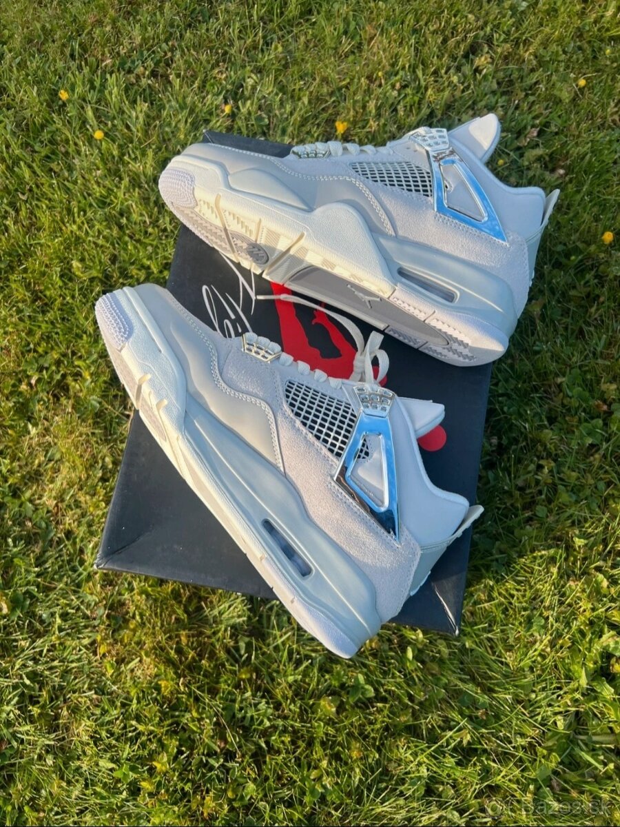 Jordan 4