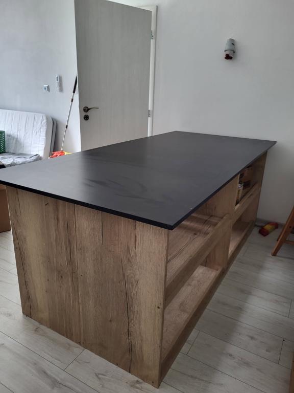 Ostrovček do kuchyňe