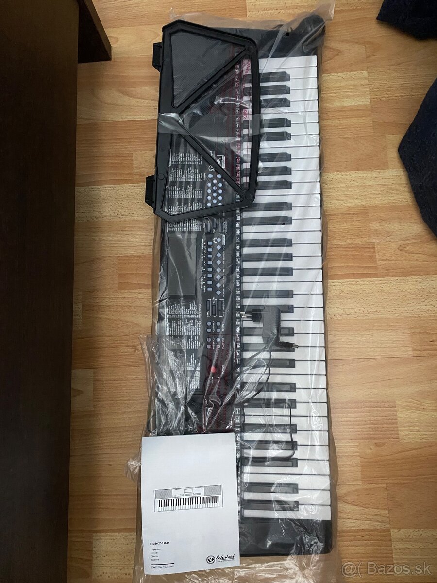 Elektronicky klavír Schubert
