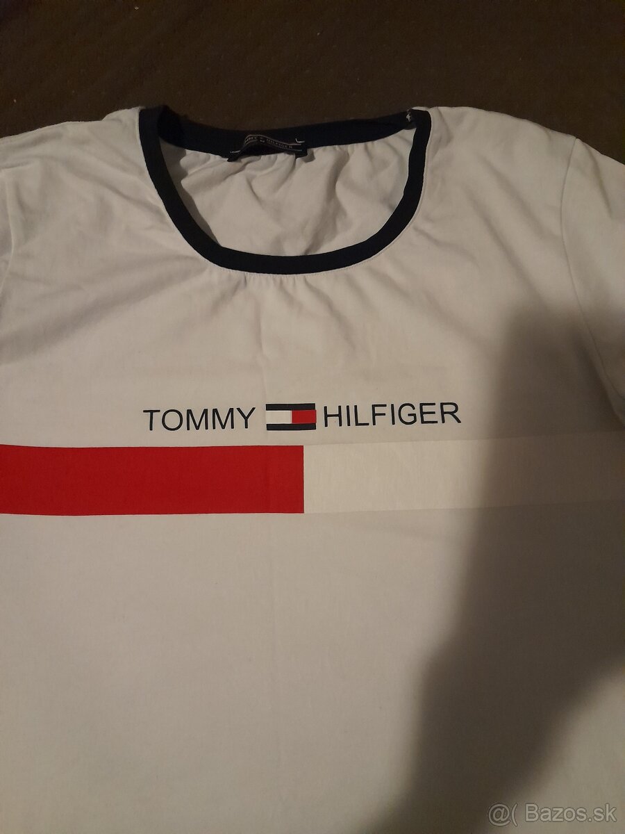 Tommy Hilfiger šaty/tričko