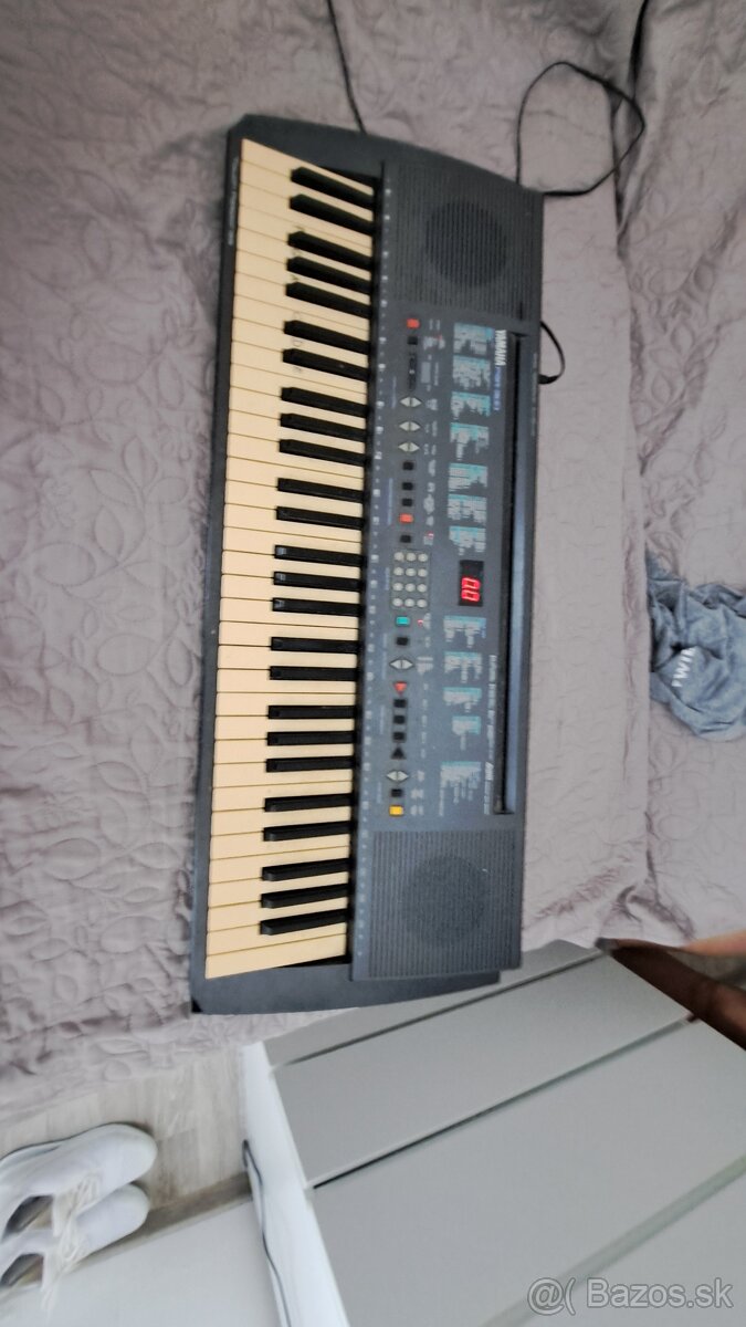 Klávesi Yamaha