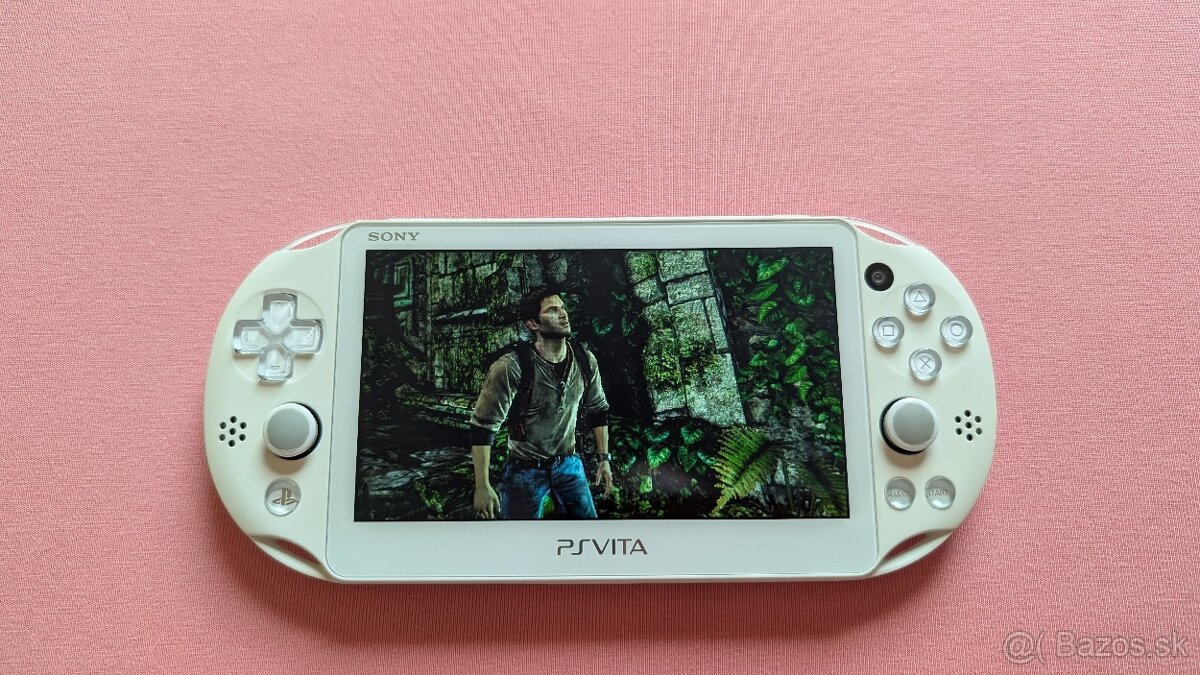 PS Vita 2000 white