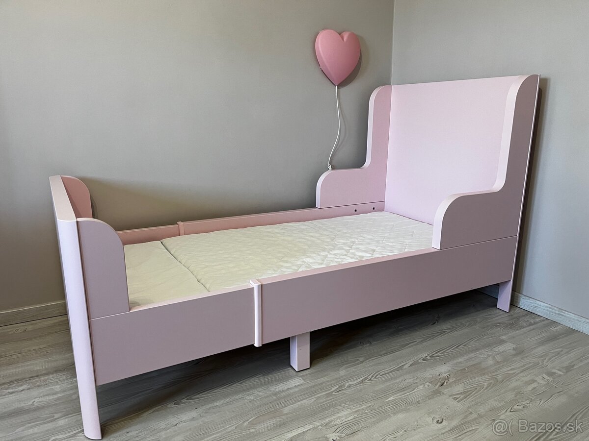 Ikea detská postieľka Busunge s matracom a plachtami