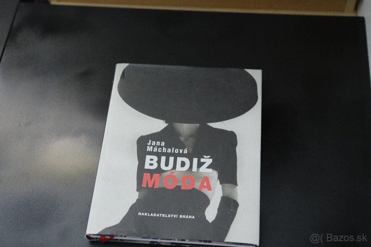 Budiž móda Jana Máchalová