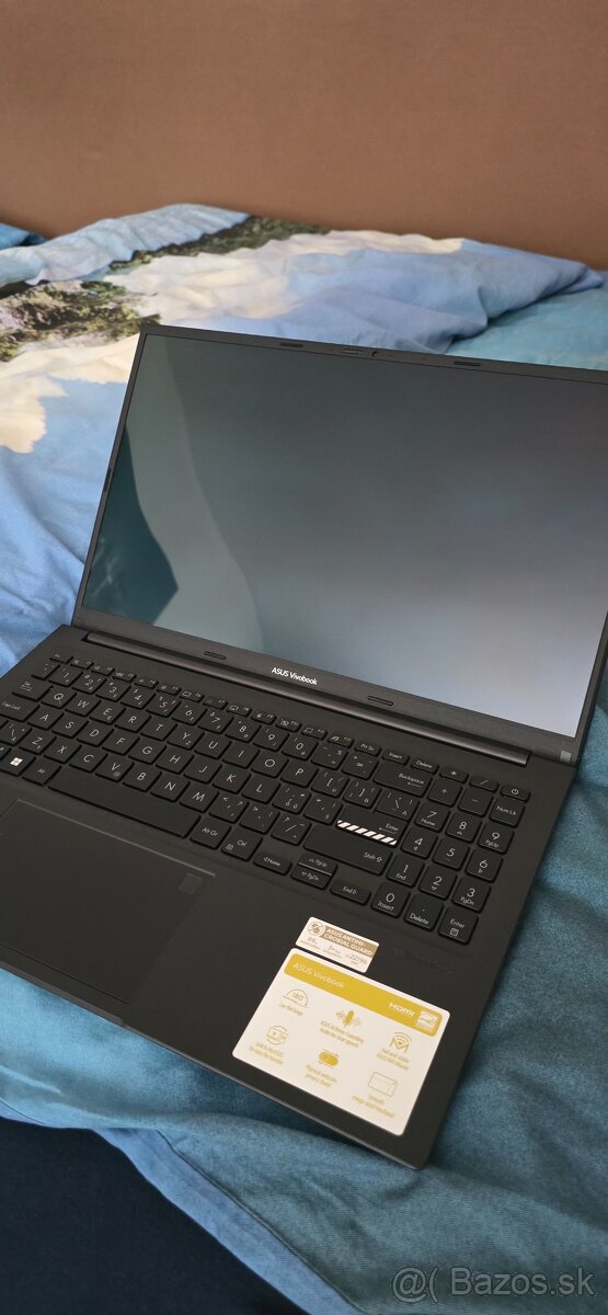 ASUS Vivobook 15 OLED v záruke