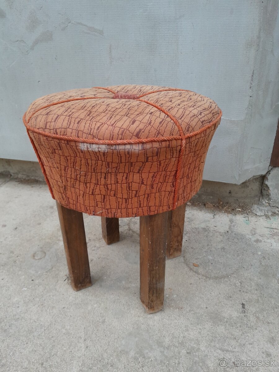 Predám okrúhlu taburetku