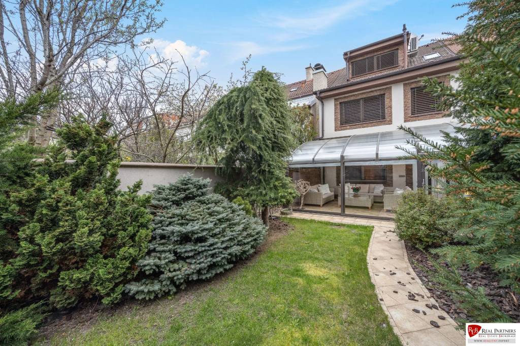 REB.sk Predaj 6 izb.RD,192 m2, pozemok 221 m2, pri Poluse