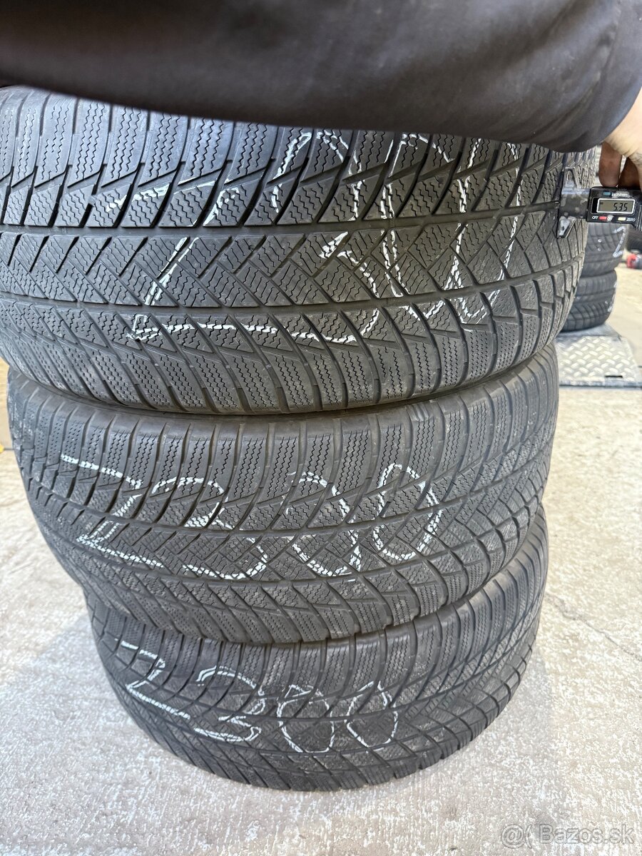 Z300 4ks zimné 275/45R20 run flat