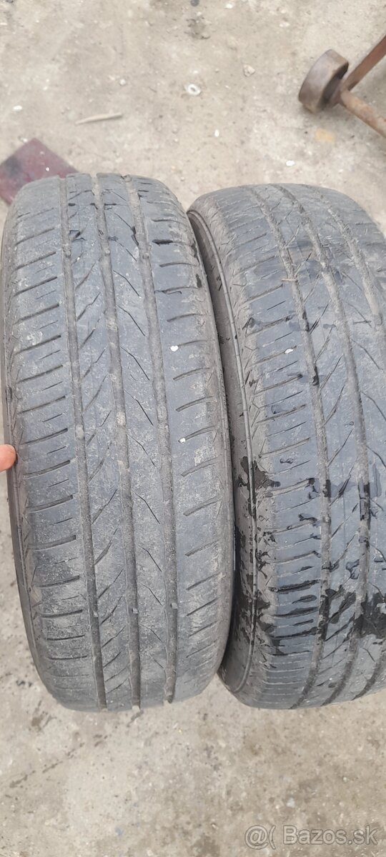 165/65R14 letne pneu .