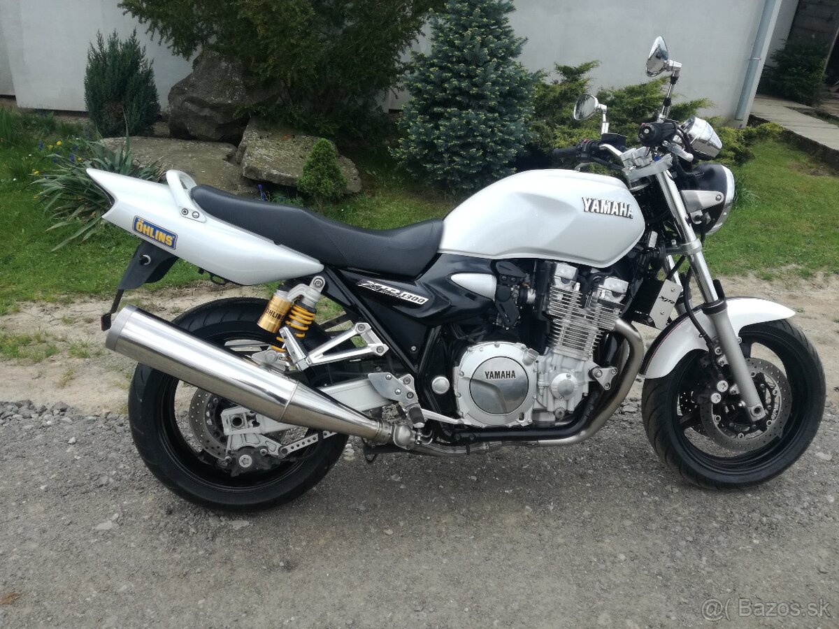 Yamaha XJR 1300 9300 KM Top stav