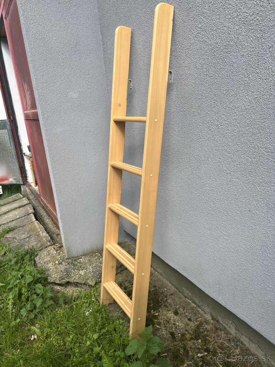 Predám rebrík k poschodovej posteli