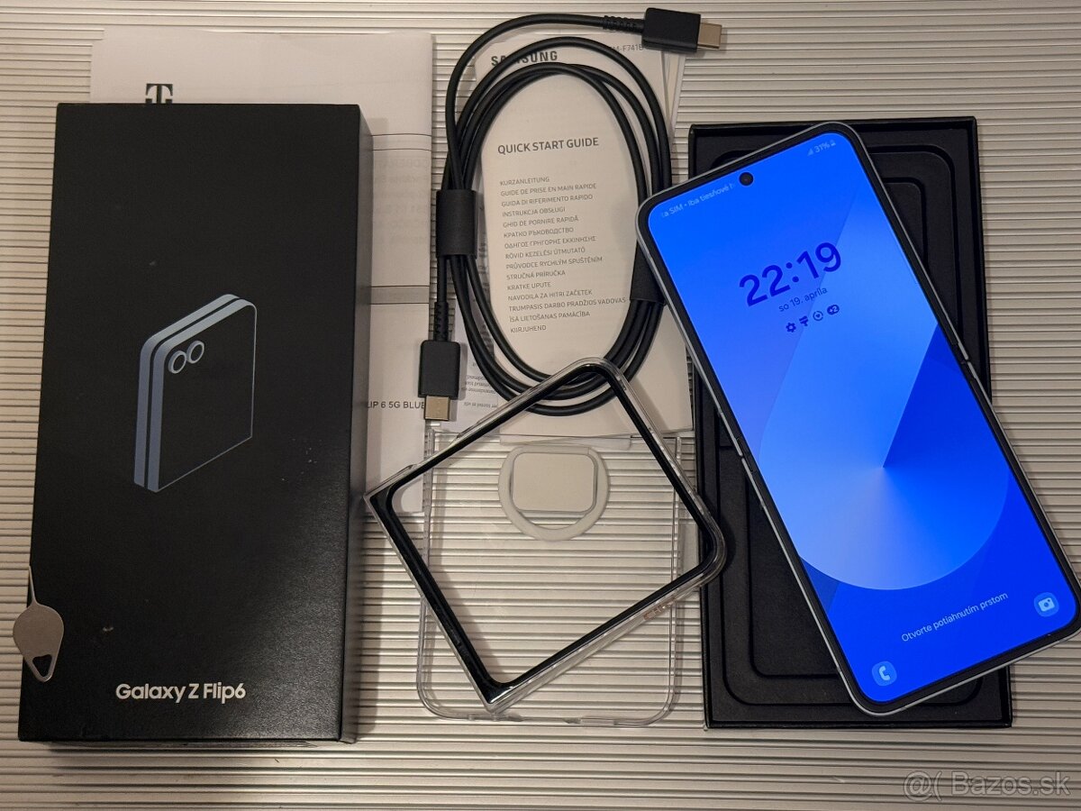 Samsung Galaxy Z flip 6 12/256Gb - Super stav, záruka, obal