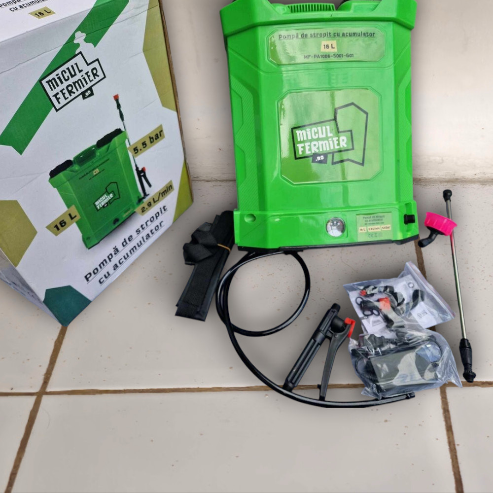 Chrbtový akumulátorový postrekovač 16l. + 4 trysky,nabíjačka