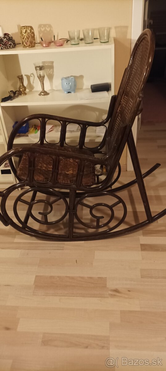 retro hojdacie kreslo