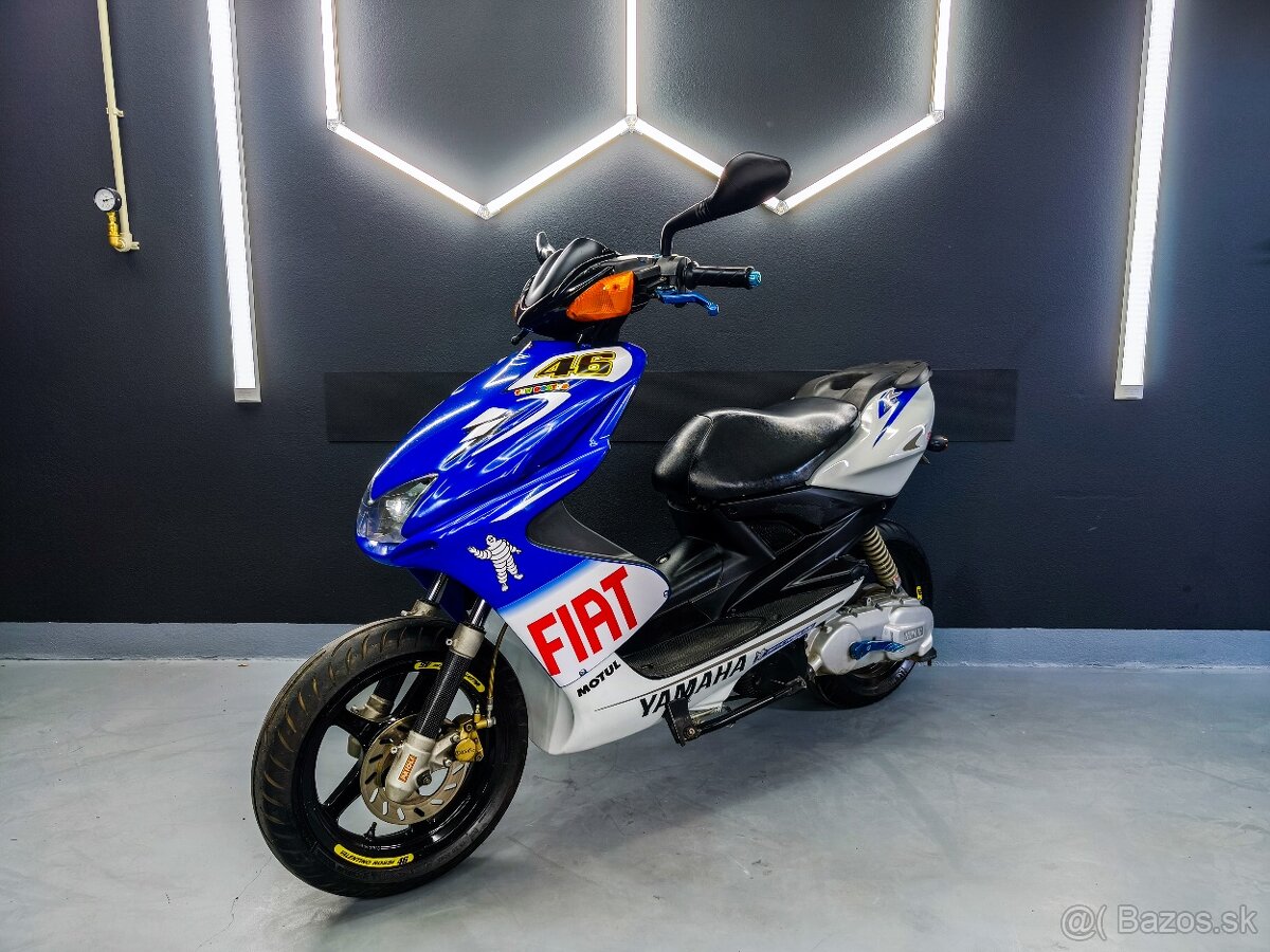 Yamaha Aerox 100 2T Rossi replica