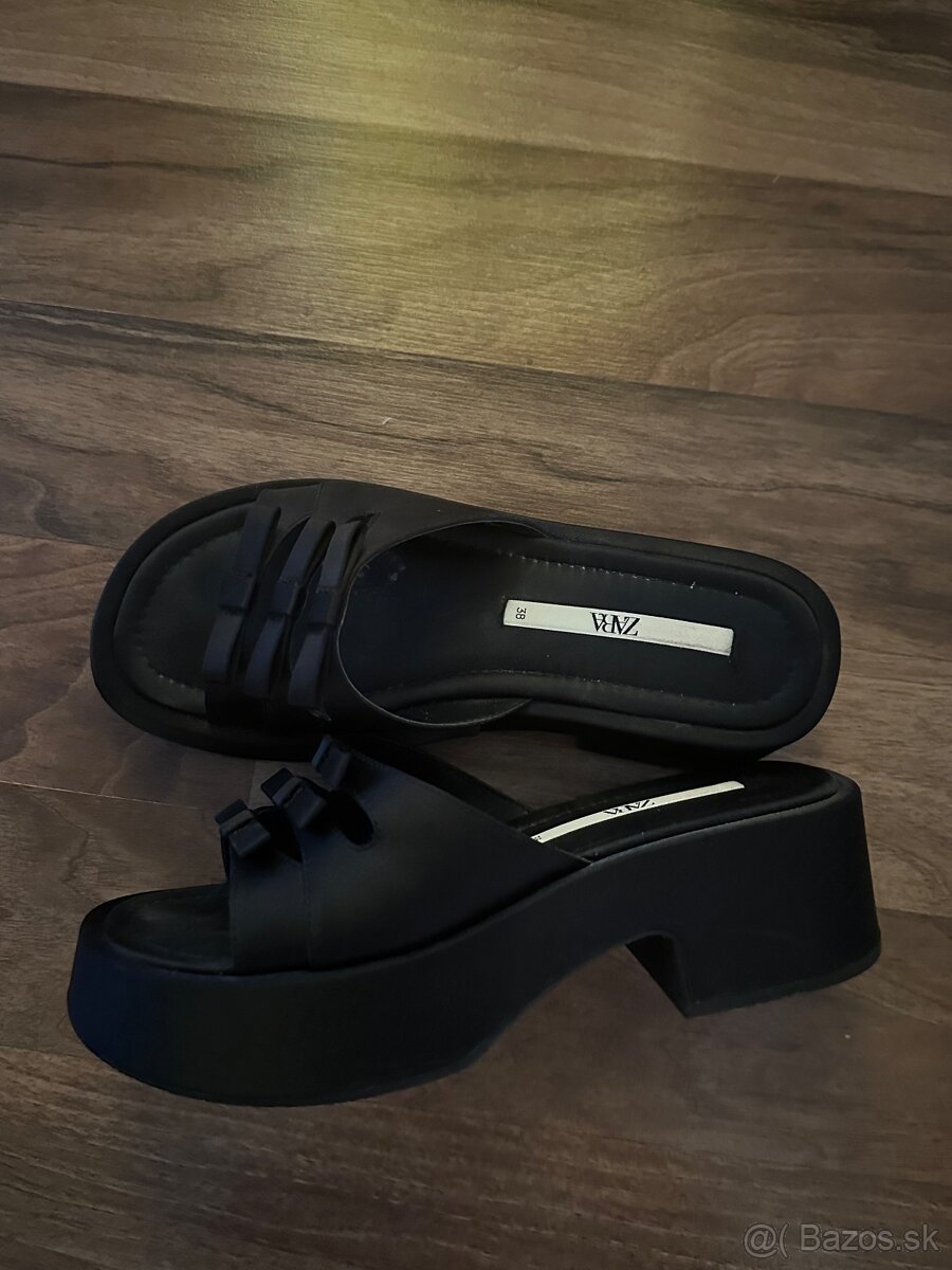 Zara slapky
