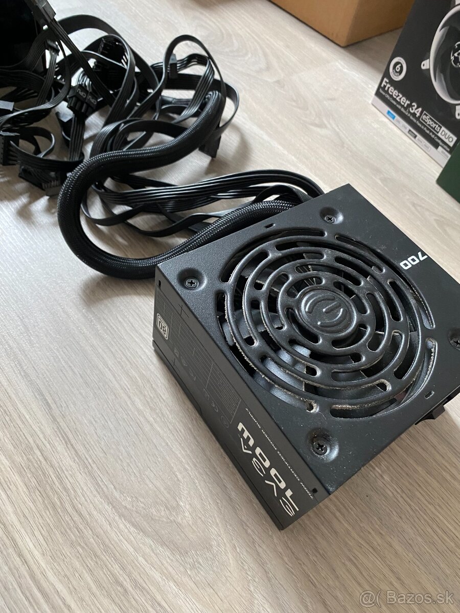 Zdroj - EVEA 700 W
