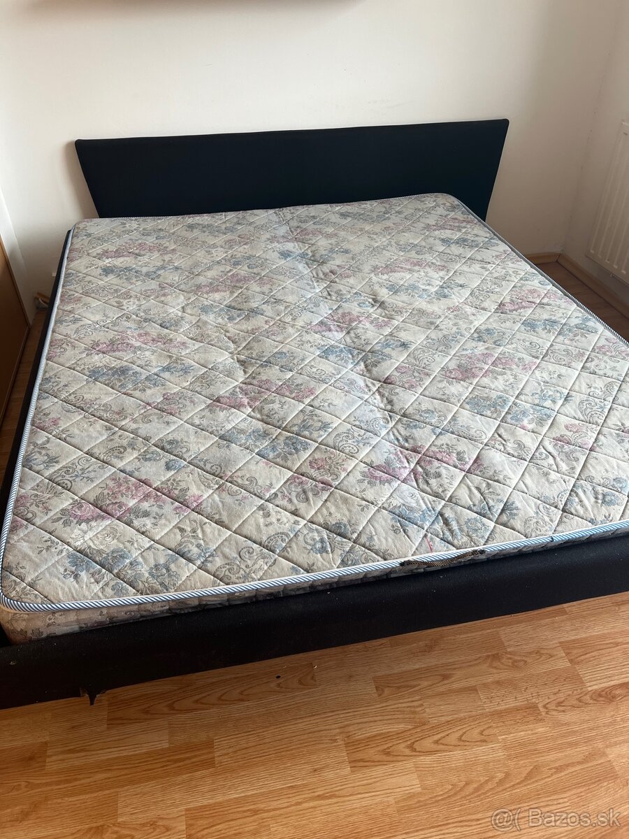 Kovova postel 200x160 cm