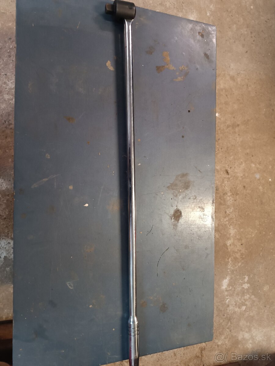 Predám trhák / kľúč s dlhým ramenom 750mm