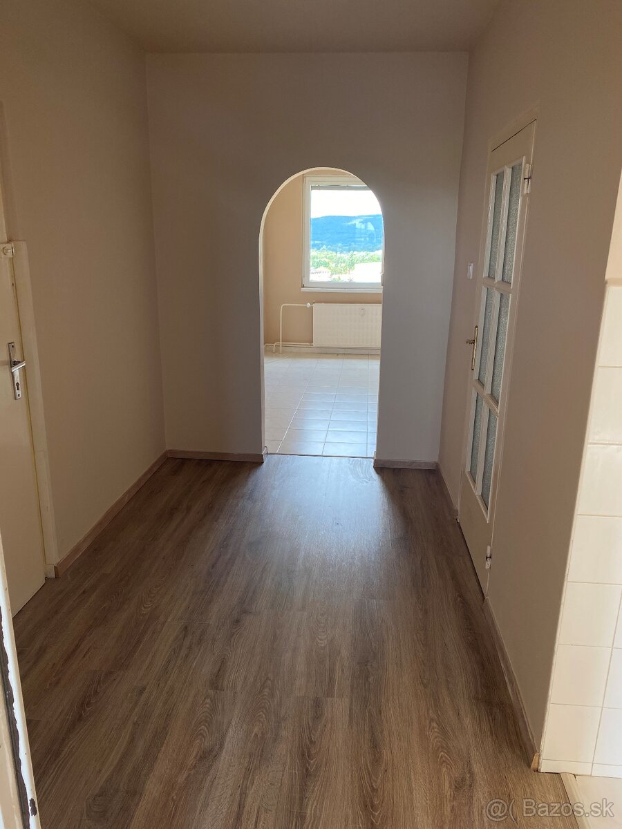 Prenájom bytu 3+1 Štúrovo – F. Rákócziho 62