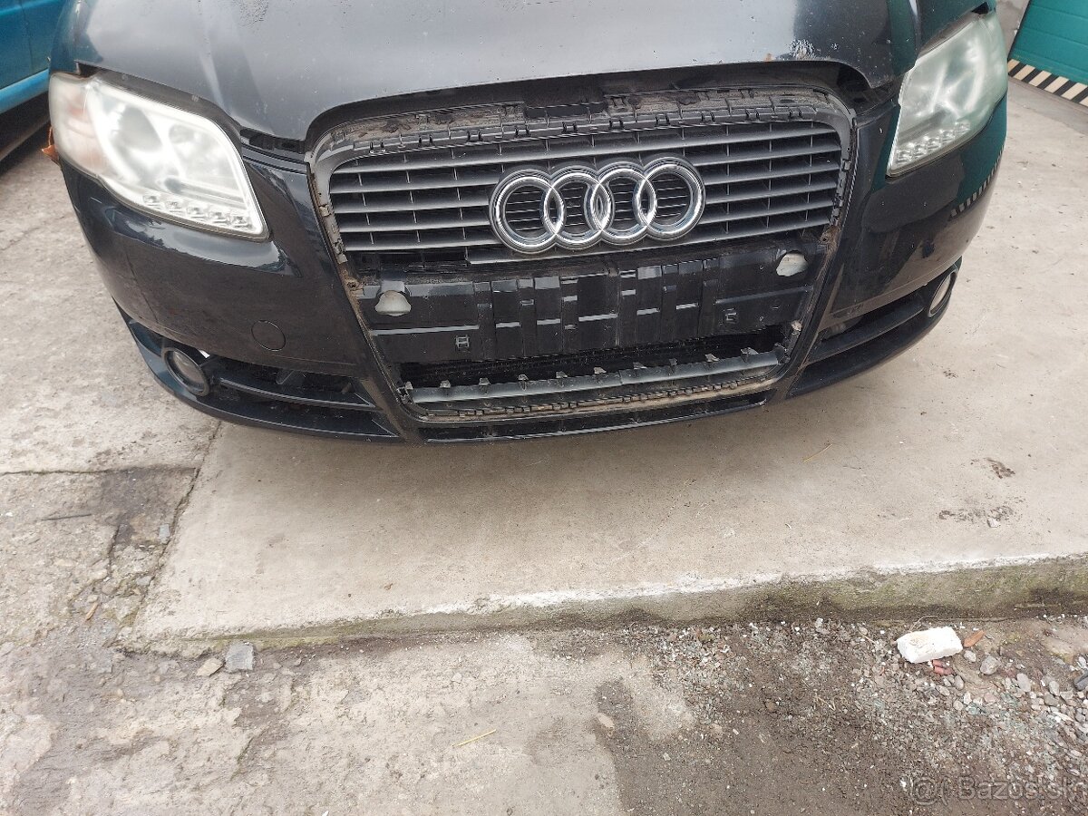 Predny naraznik audi A4 b7 2006