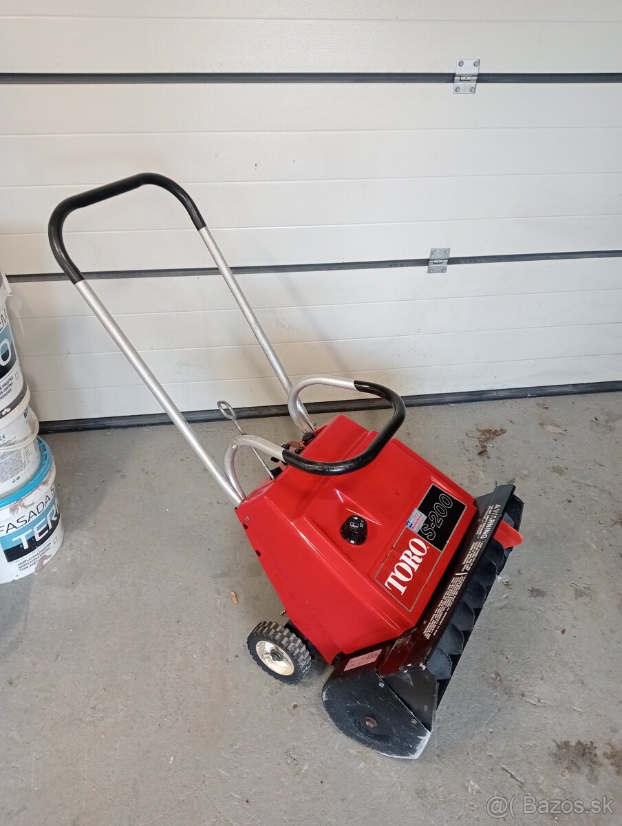 Predám malú snehovú frézu Toro