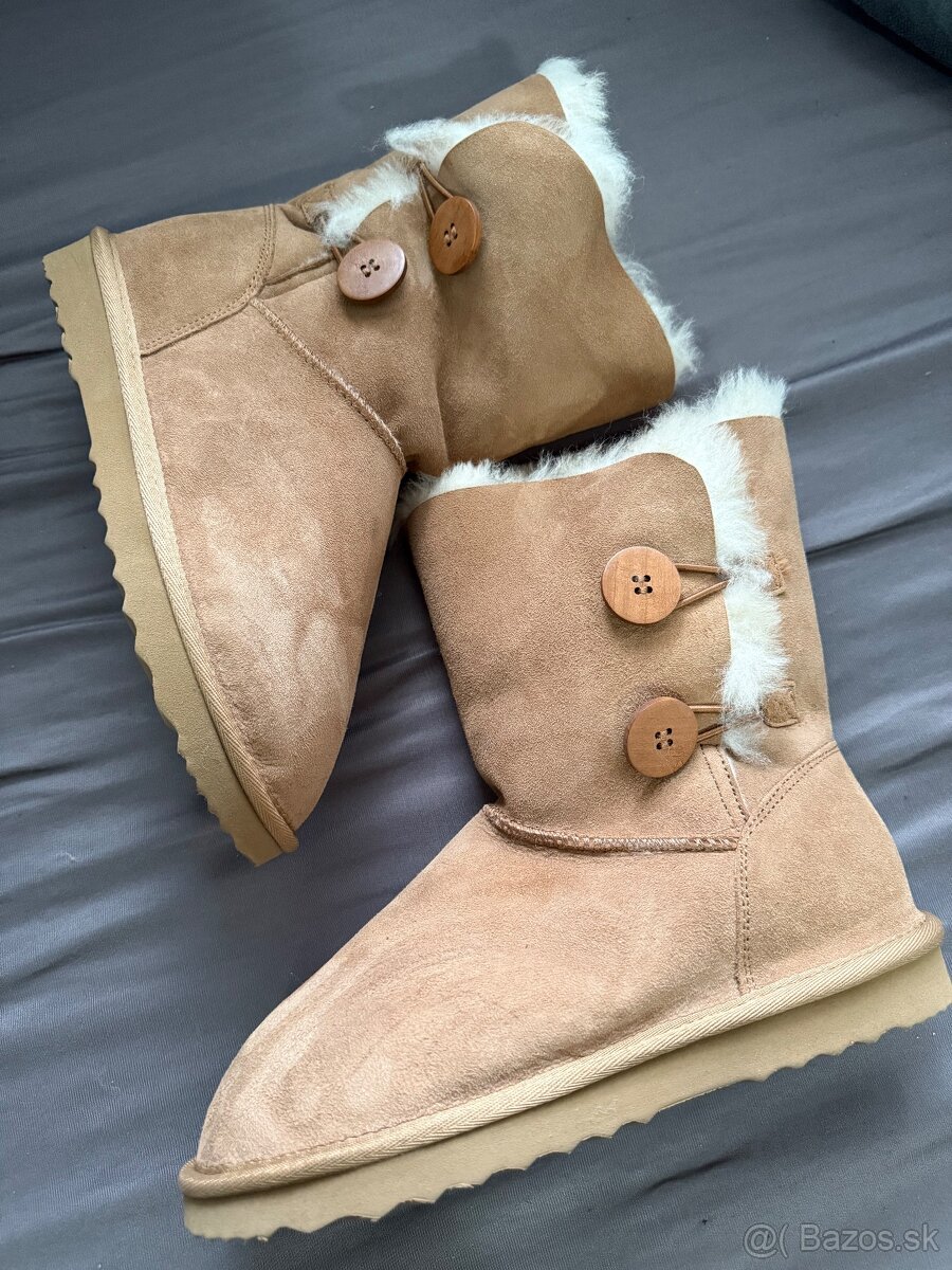 Dámske kožušinové čižmy UGG