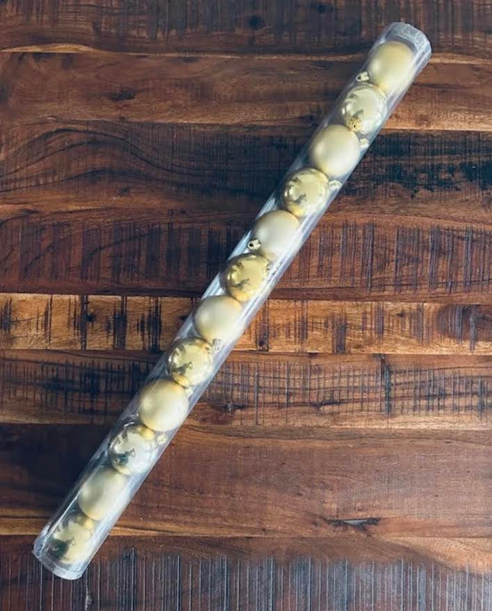 Vianočné zlaté gule