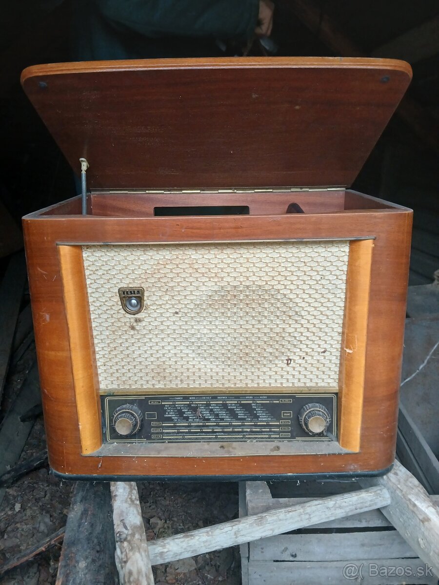 Tesla gramo rádio