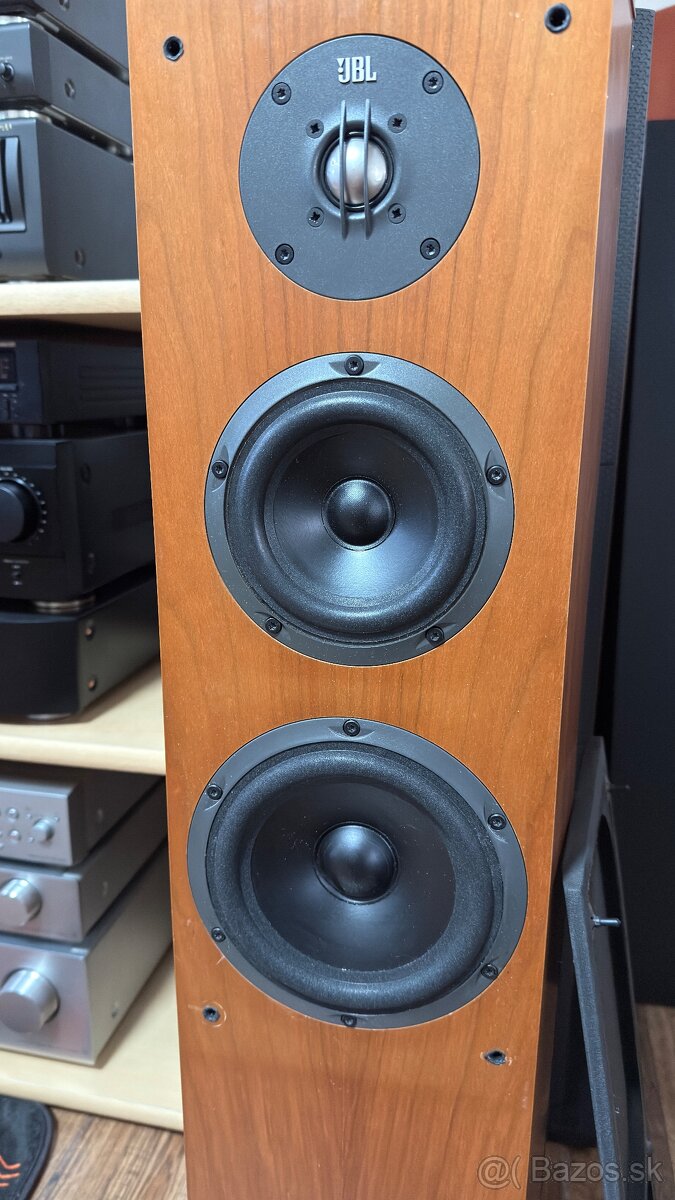 JBL xti 60