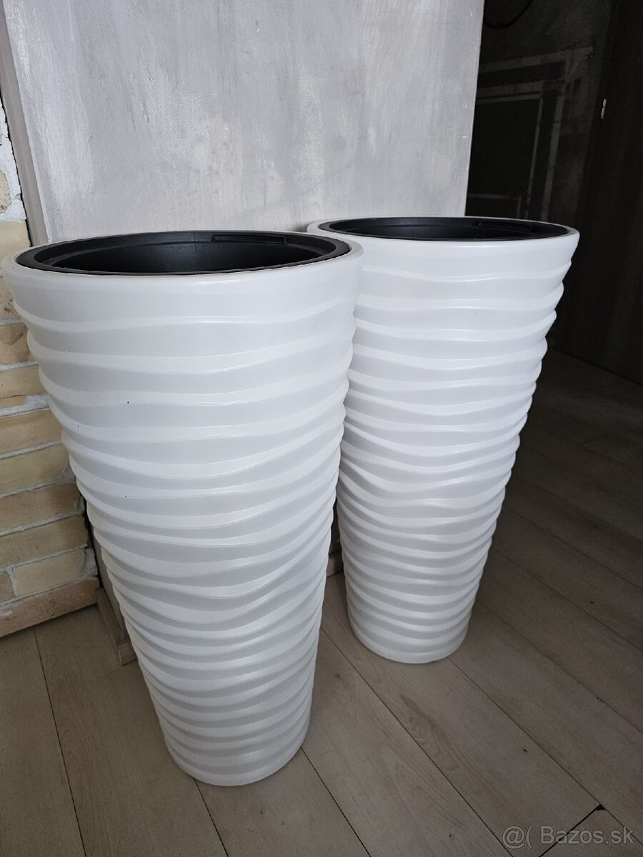 Vysoké kvetináče