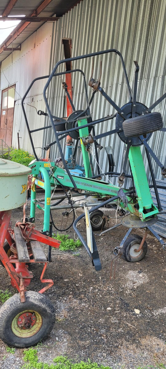 predám 4 pavukový obracac sena Deutz Fahr 5,5 metrový