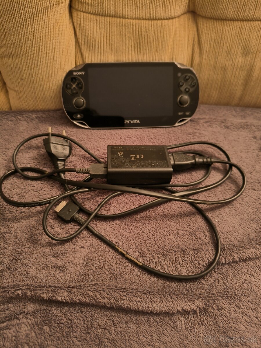 PS VITA PCH-1004 / Playstation Vita