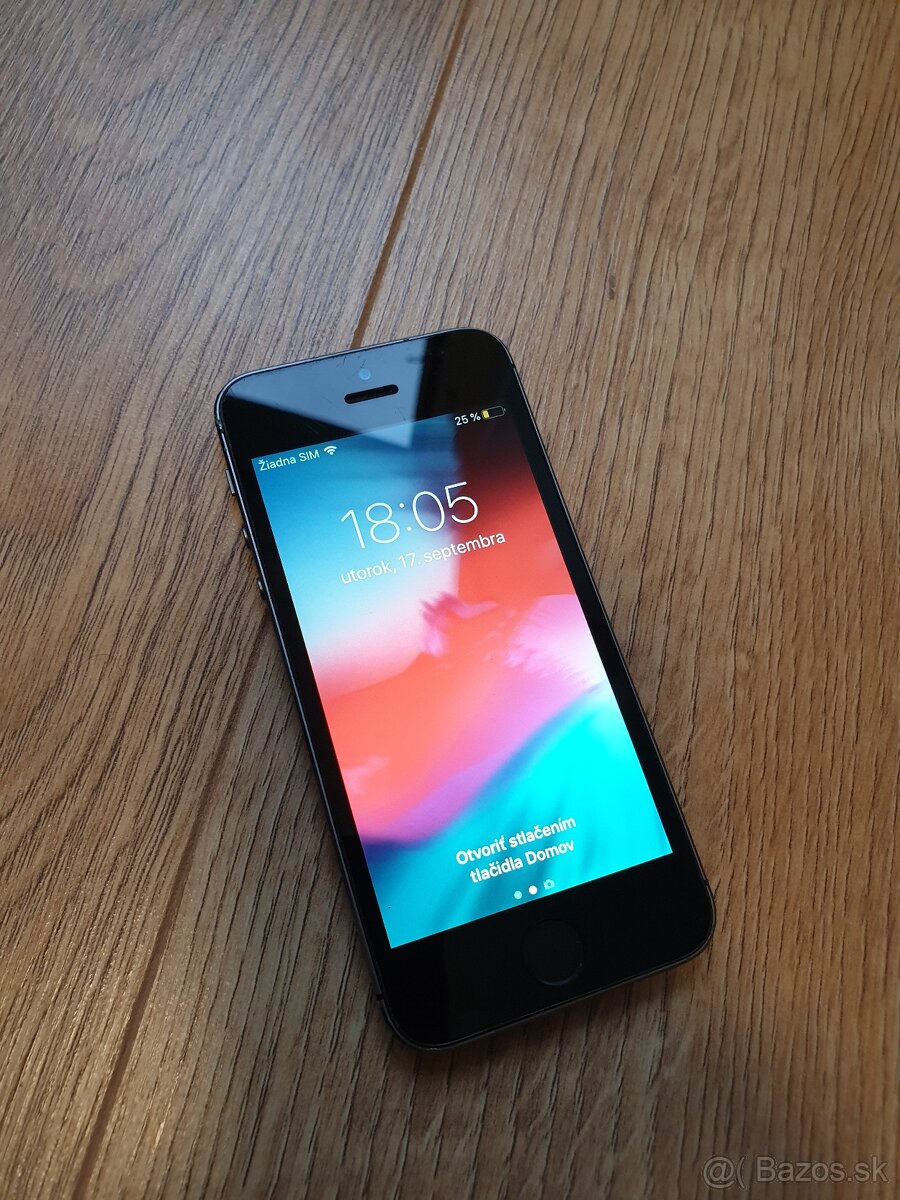 iPhone 5S 16GB nefunkčný SIM slot na diely