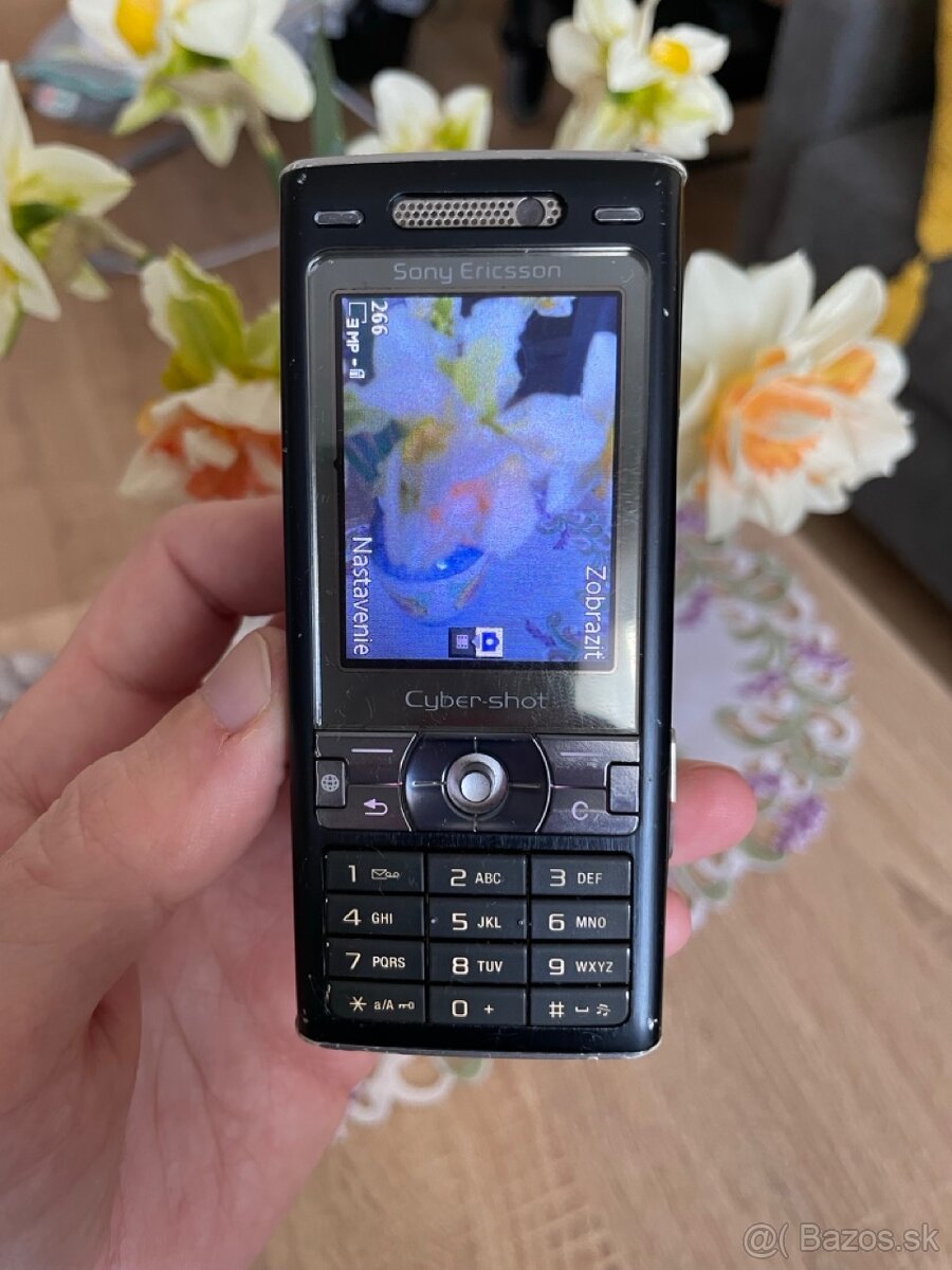 Sony Ericsson K800i č.2