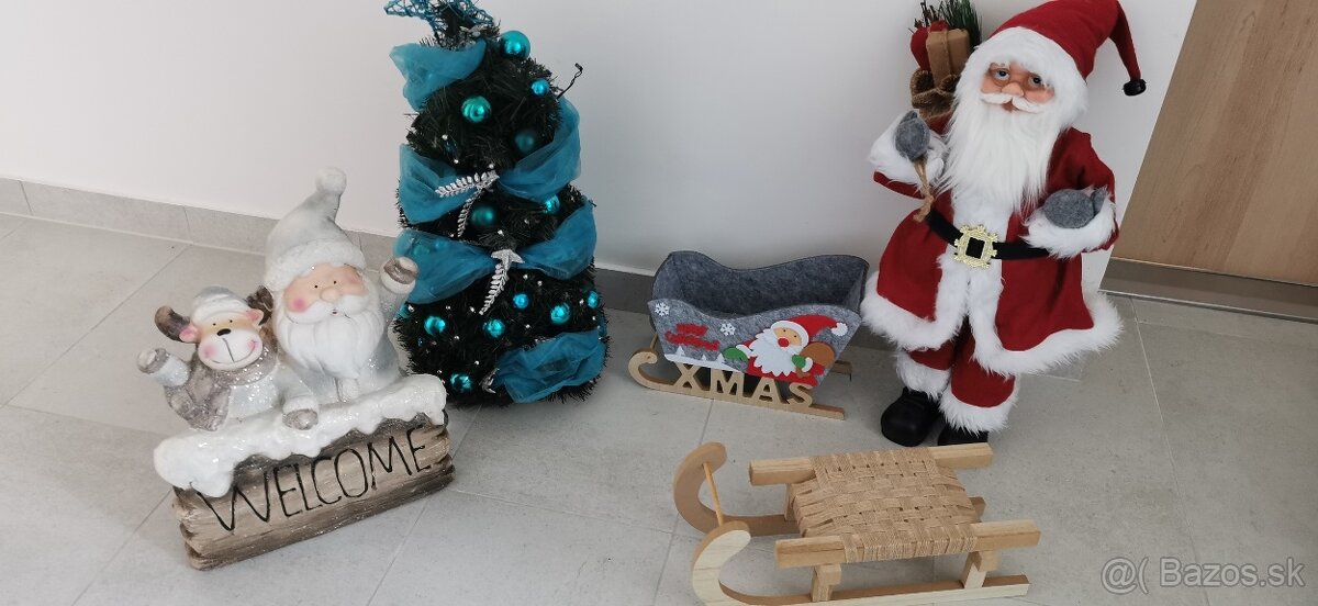 Vianočný set dekorácií – Santa, stromček, sane, welcome tabu