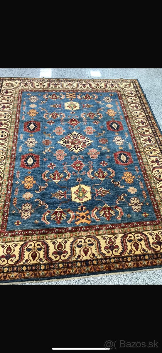 Ručne vyrobený perzký koberec Kazak Gul