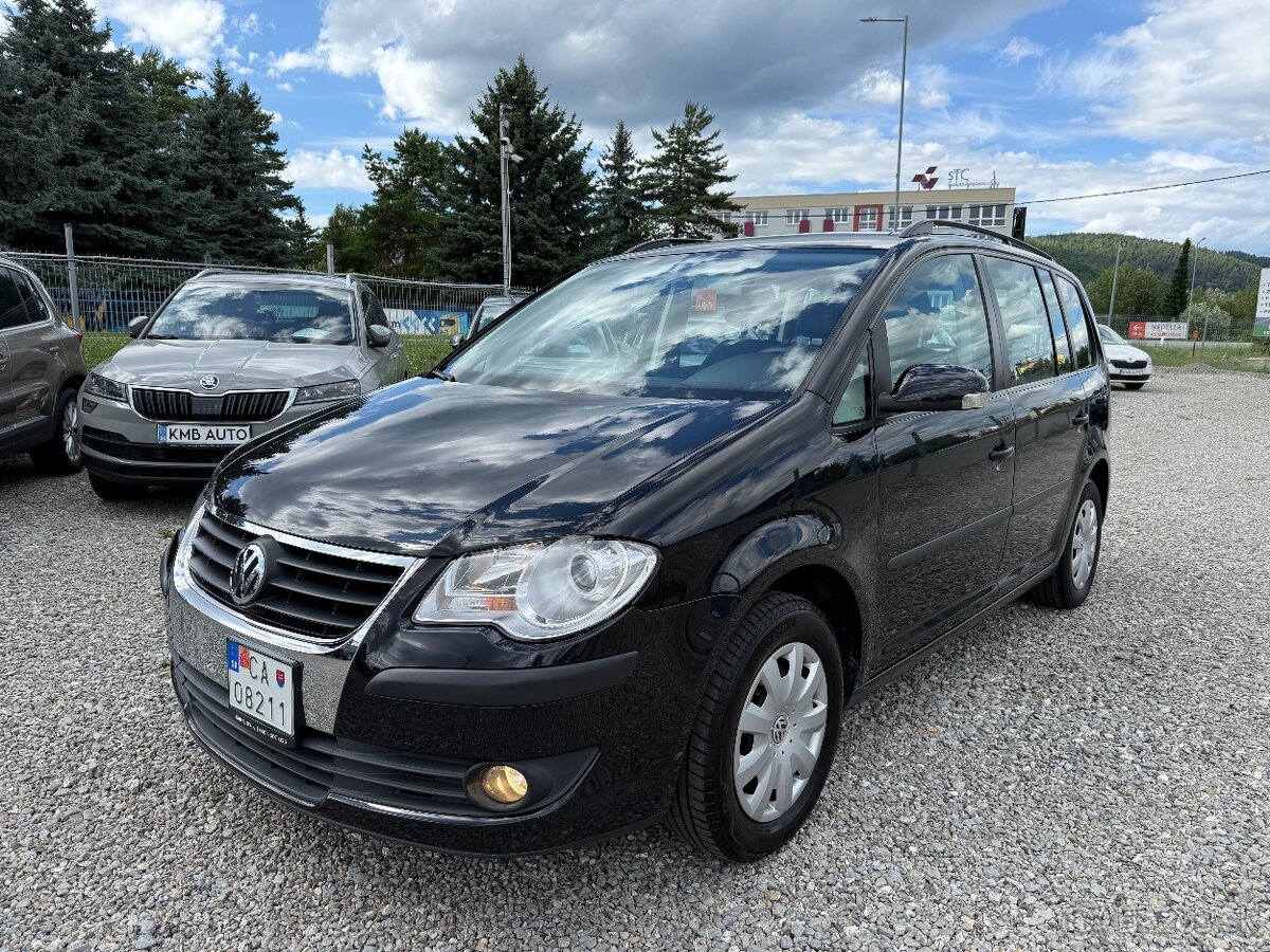 Volkswagen Touran 1.9TDI Conceptline 7Miest