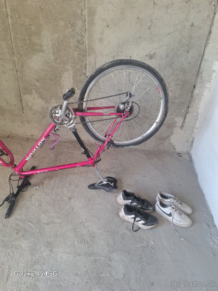 Panske botasky adidas a nike veľkosť 8