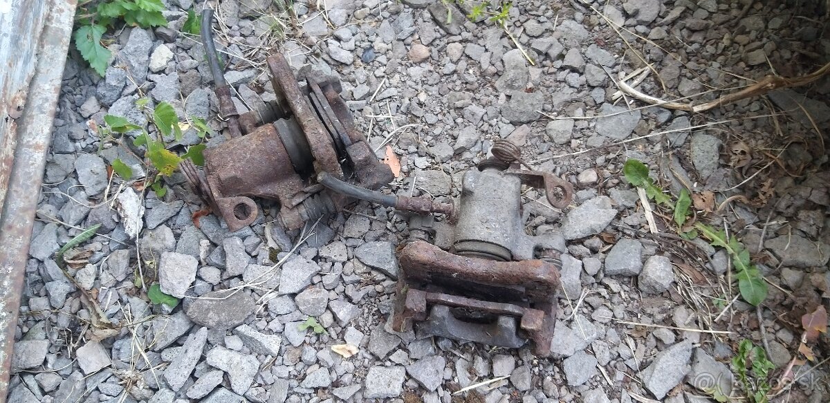 Skoda Octavia zadne strmene kotucovej brzdy