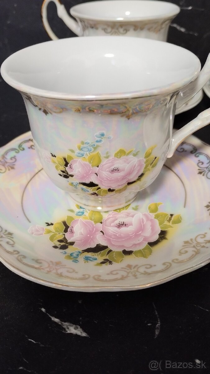 Porcelánové šálky