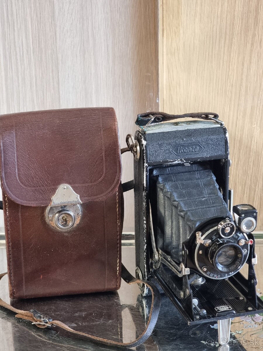 Predám zberateľské fotoaparáty