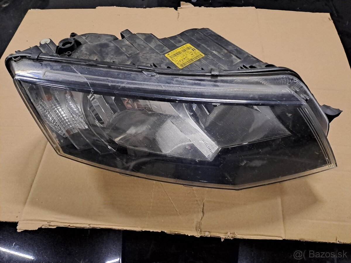 Predné svetlo Octavia 3