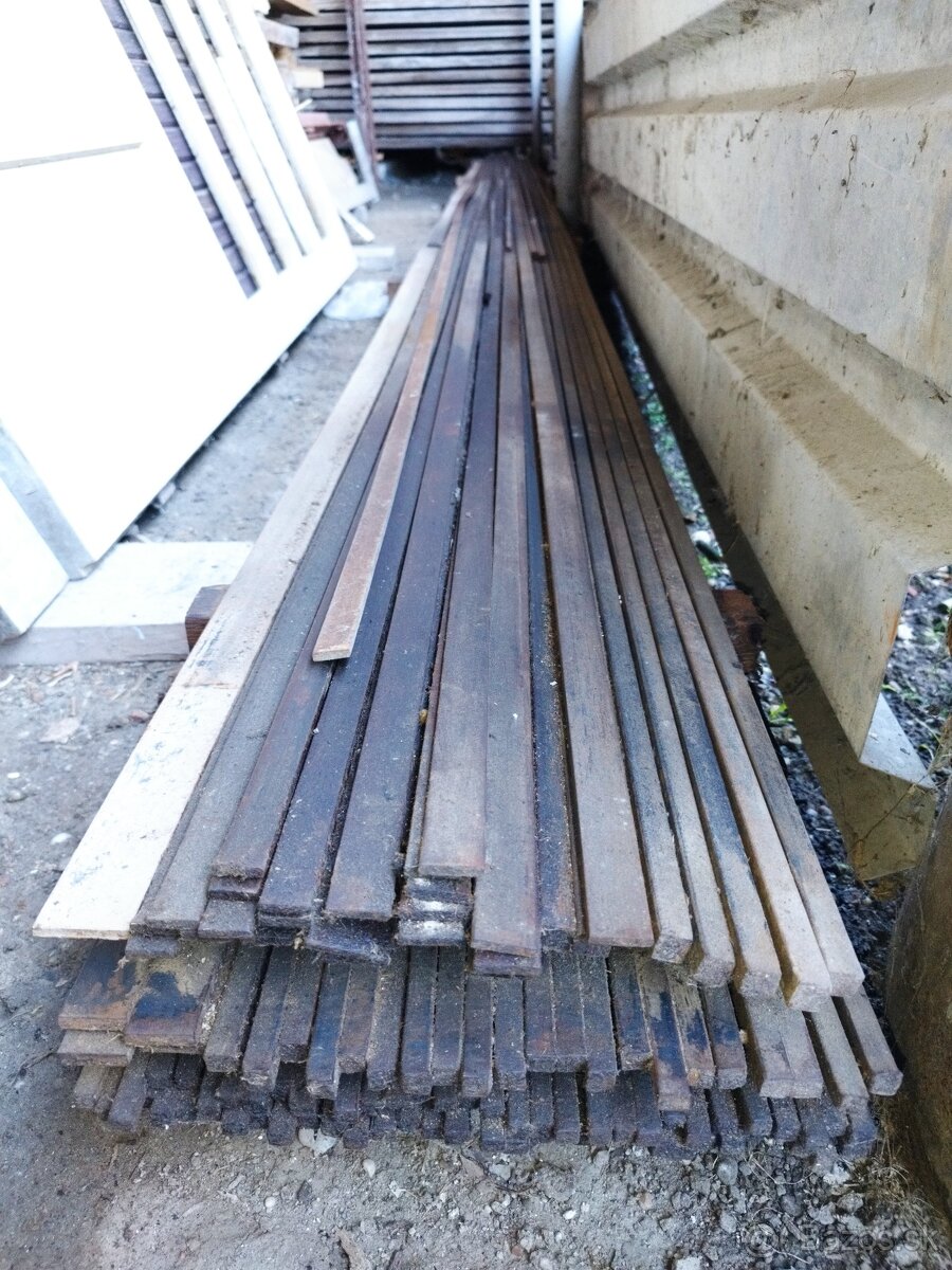 Oceľové tyče a pásoviny