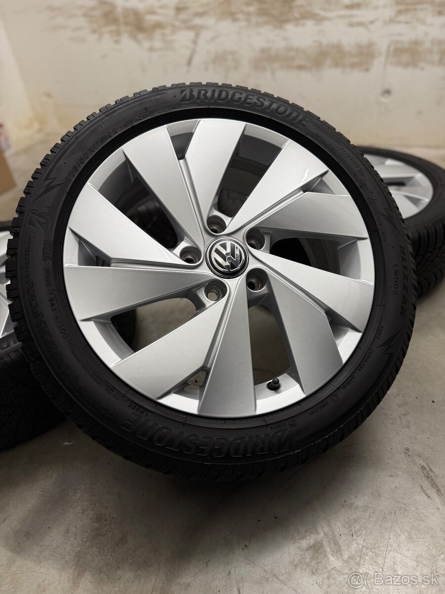 Zimná sada 5x112 R17 , 205/50/17 Golf Octavia A3 Passat