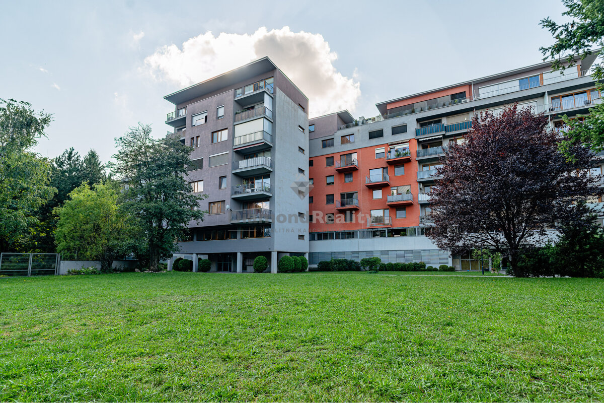 NA PREDAJ BYT S VÝMEROU 68m2 + 9m2 TERASA V NOVOSTAVBE | UL.