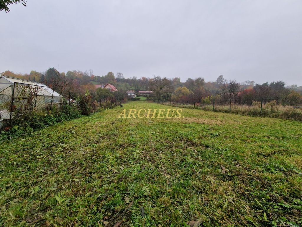 STAVEBNÝ POZEMOK V OBCI SVINICA, 1534 m2, VŠETKY SIETE