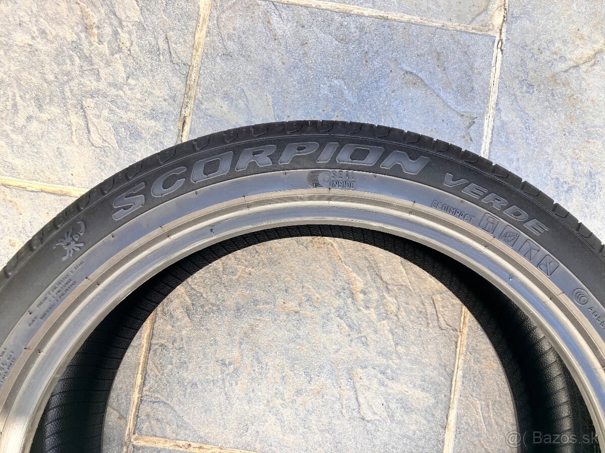 Pirelli Scorpion Verde 235/45r20