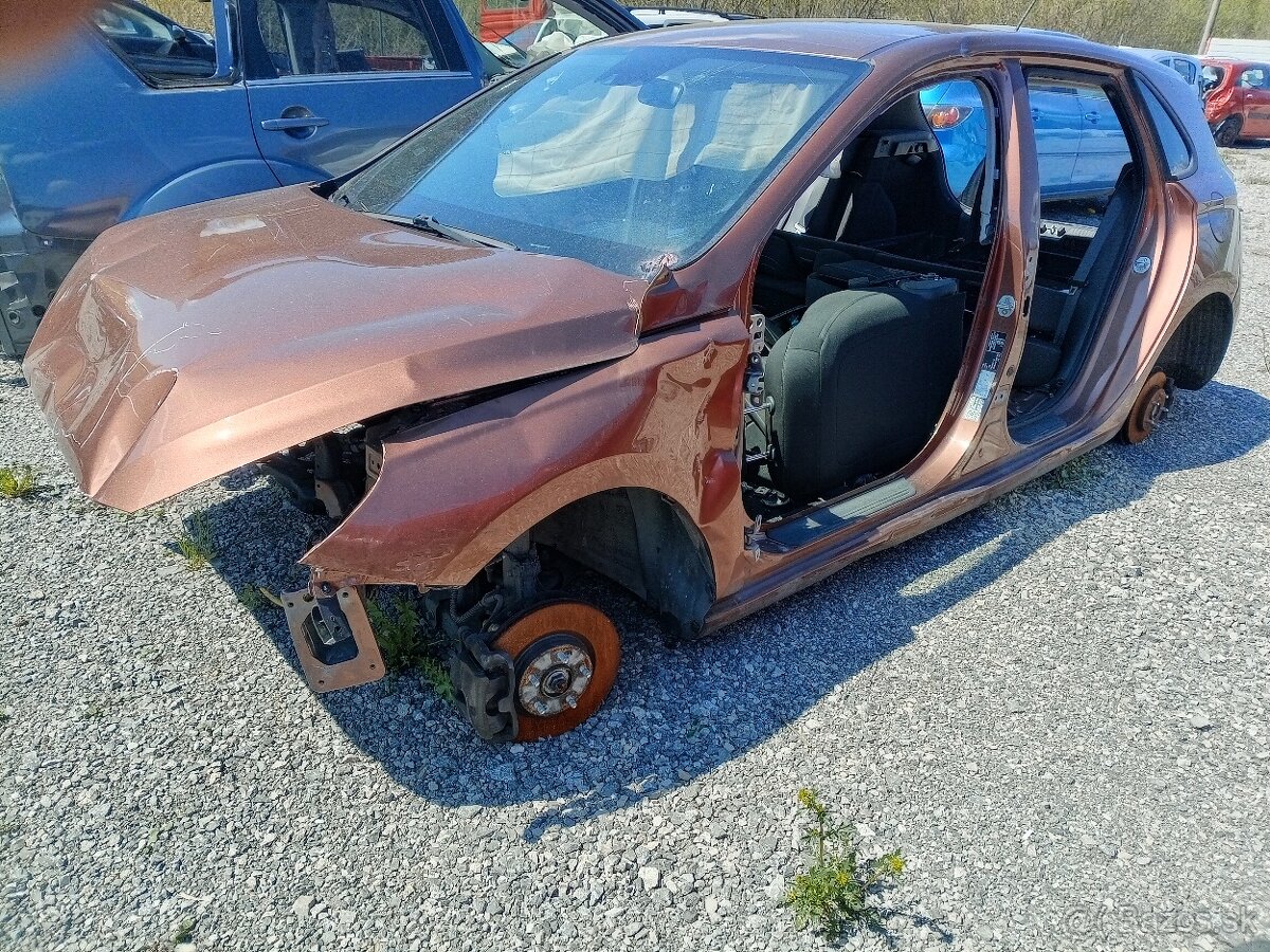 HYUNDAI í30 2017